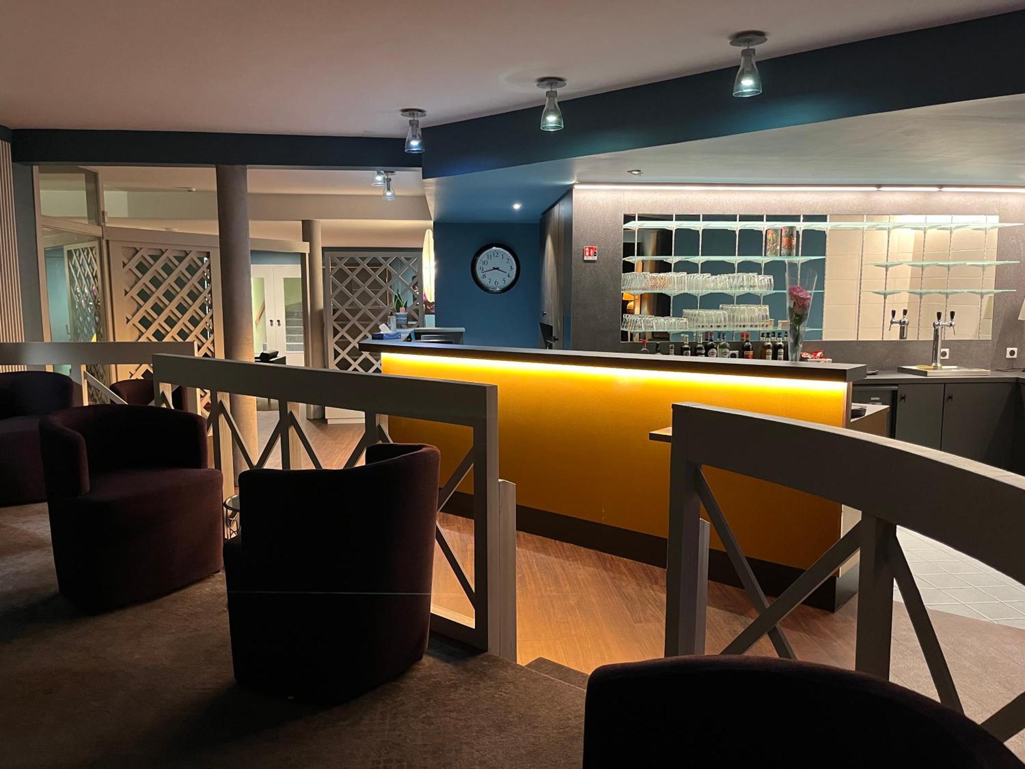 Brit Hotel Le Vesoul Ngoại thất bức ảnh